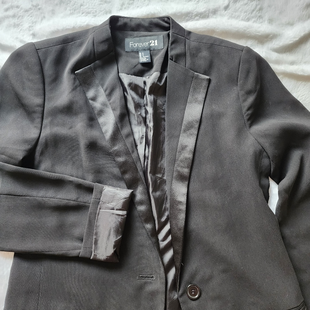 Forever21 Black long blazer vest Size S